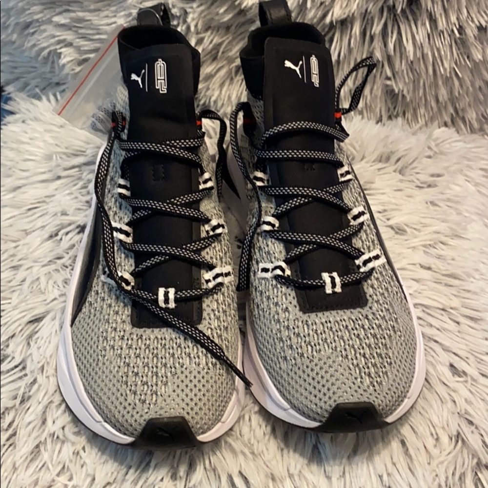 Shoes - Picture 2 of 2